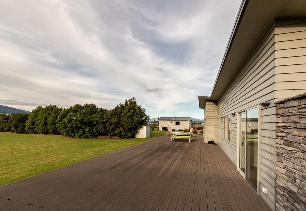Poppa Pete'S - Te Anau Holiday Home ภายนอก รูปภาพ