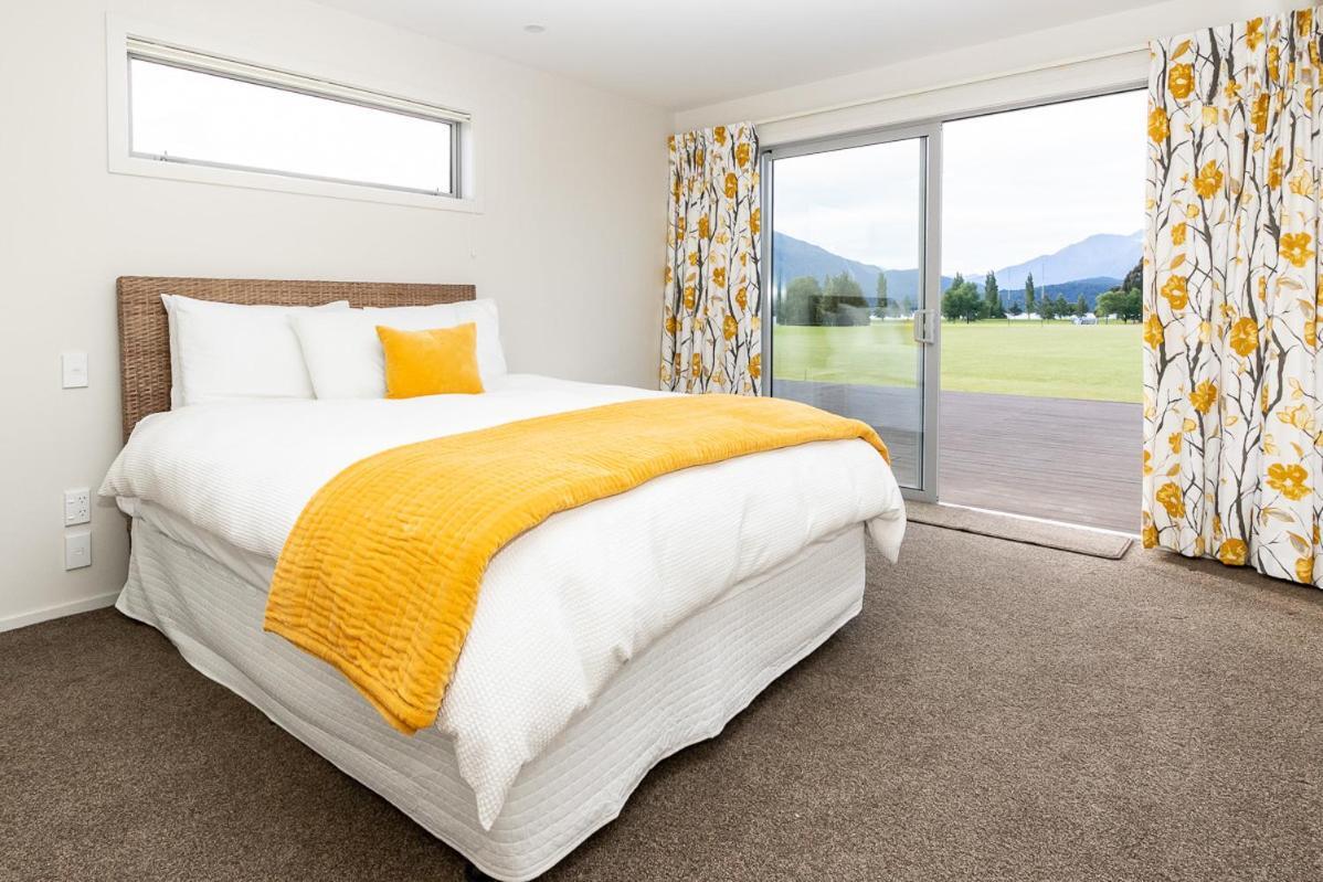 Poppa Pete'S - Te Anau Holiday Home ภายนอก รูปภาพ
