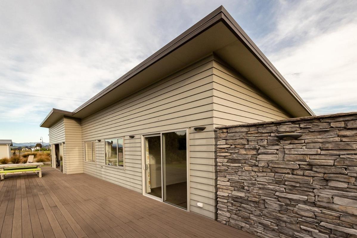 Poppa Pete'S - Te Anau Holiday Home ภายนอก รูปภาพ