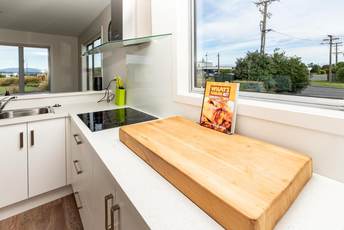 Poppa Pete'S - Te Anau Holiday Home ภายนอก รูปภาพ